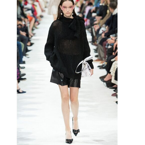 NEW Valentino Sequin Bow Pumps | Black Runway Heels – Party, Events, Date Night - Picture 2 of 16